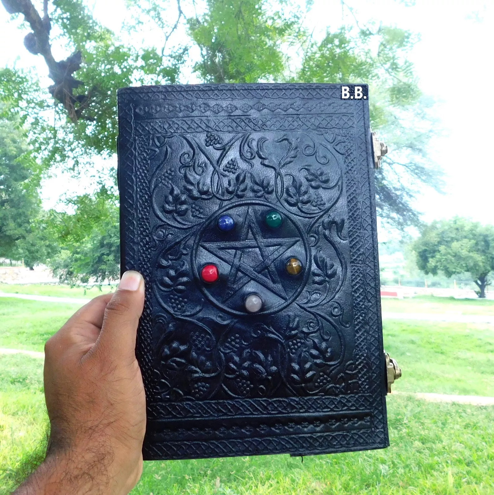 Handcrafted Embossed Vintage Design Leather Bound Journal Diary Healing Obsidian Stone Blank Notebook For Men & Women