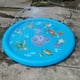 thumbnail image 4 of Almohadilla contra salpicaduras 3 en 1, rociador para exteriores para niños, tapete para juegos contra salpicaduras de 68 ", juguetes de agua de verano, regalos para niños y niñas, piscina i, 4 of 5