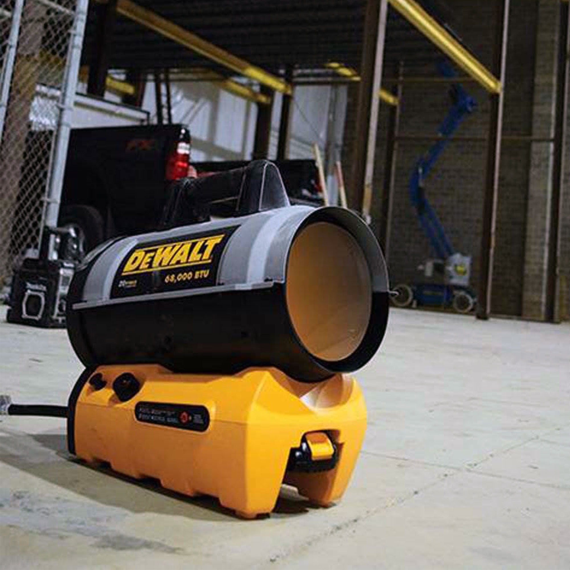 Free Shipping! DeWalt 68,000 BTU Indoor/Outdoor Portable Jobsite