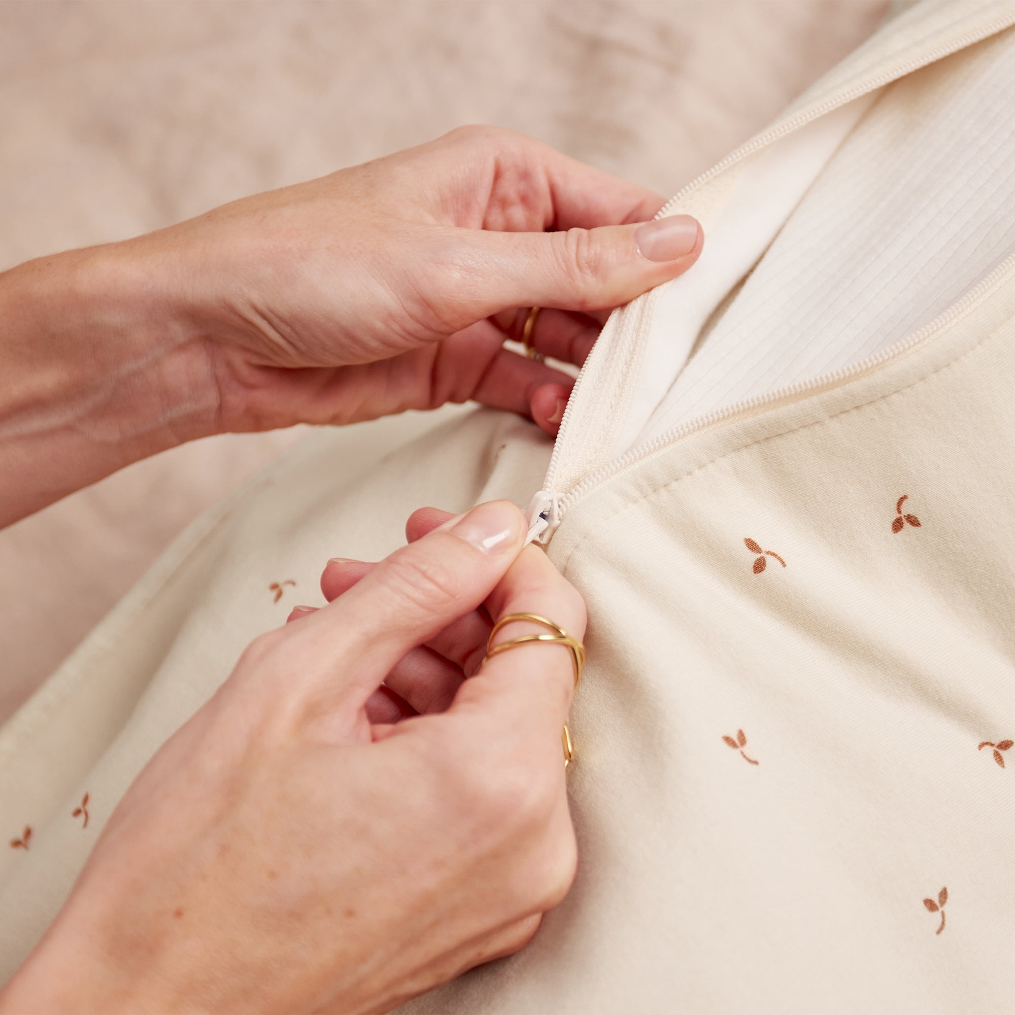 Love to Dream Swaddle UP Transition Baby Sleep Bag Fleece 1.5 TOG, Zip-Off Wings, Large 19-24 lbs, Oat Twigs
