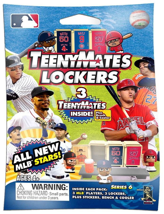 Ultimate Warrior In The Window. WWE Teenymates  Locker sets of 3 with Lockers 