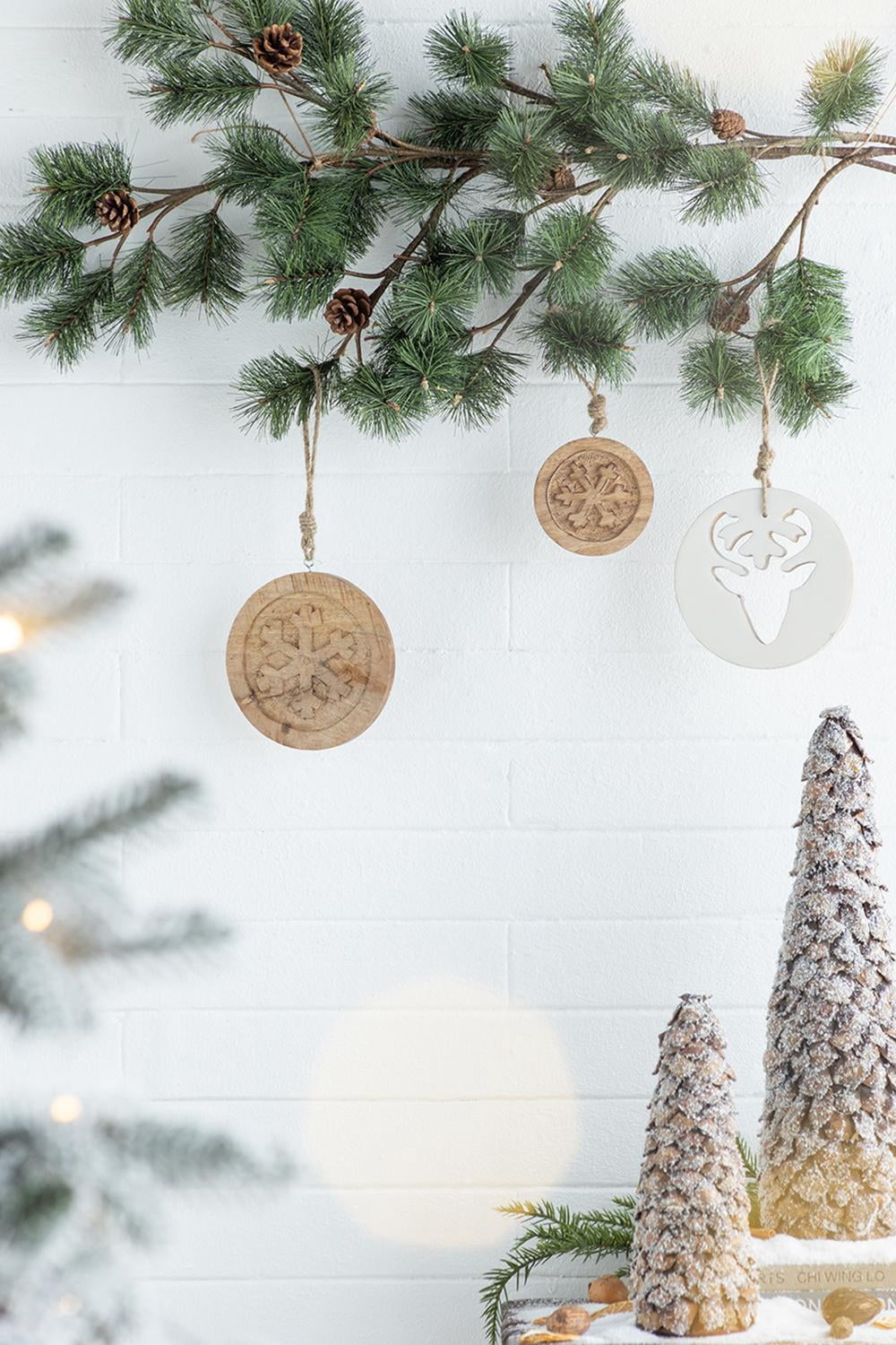 Set of 12 Round Snowflake Ornaments Mango Wood Embossed Snowflake Pattern Natural Wood Christmas Tree Decor Wall Door Mantle Tabletop Hanging