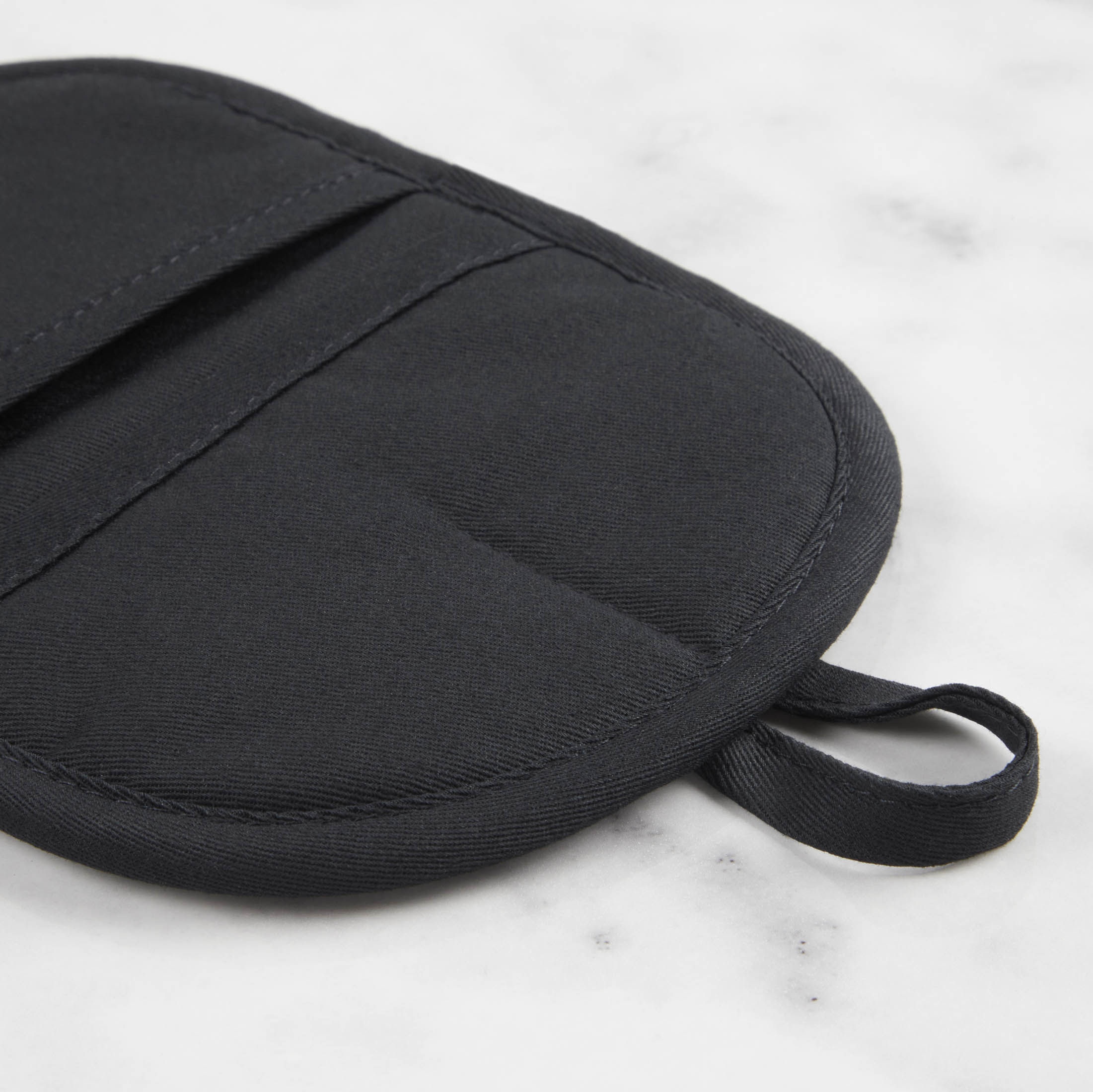 KITCHENAID Ribbed Soft Silicone Pot Grabber 2-Pack Set, Matte Black, 5"x8"