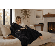 Mainstays Super Soft Plush Bed Blanket, King, Black, 102 in x 90 in