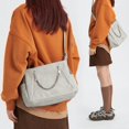 thumbnail image 4 of Nuevo bolso de hombro para mujer de gran capacidad, cuadrado horizontal y moderno, informal, sencillo y versátil, con bandolera cruzada en diagonal, 4 of 5