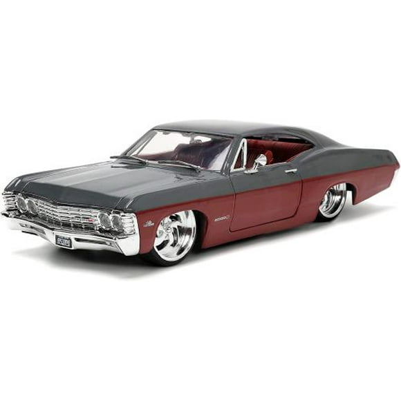 JADA TOYS 1967 Chevrolet Impala Ss 1/24 Scale Die Cast Car