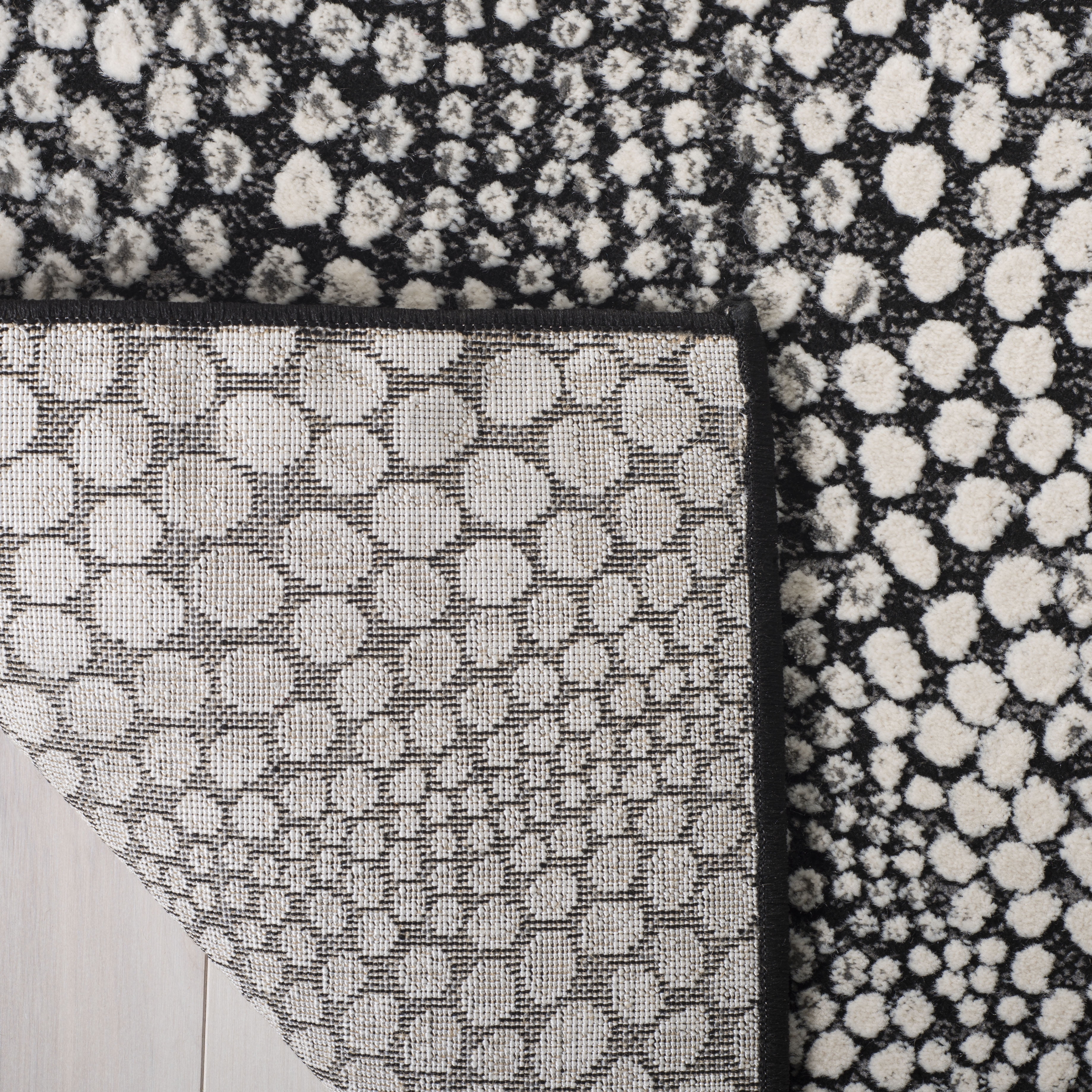 SAFAVIEH Lurex Gorden Abstract Area Rug, Black/Light Grey, 8' x 8' Square