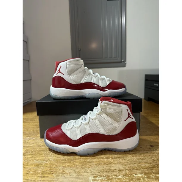 GS 4.5Y-7Y N I-K-E A i r-Jor-dan 11 Retro Cherry Grade School 378038-116