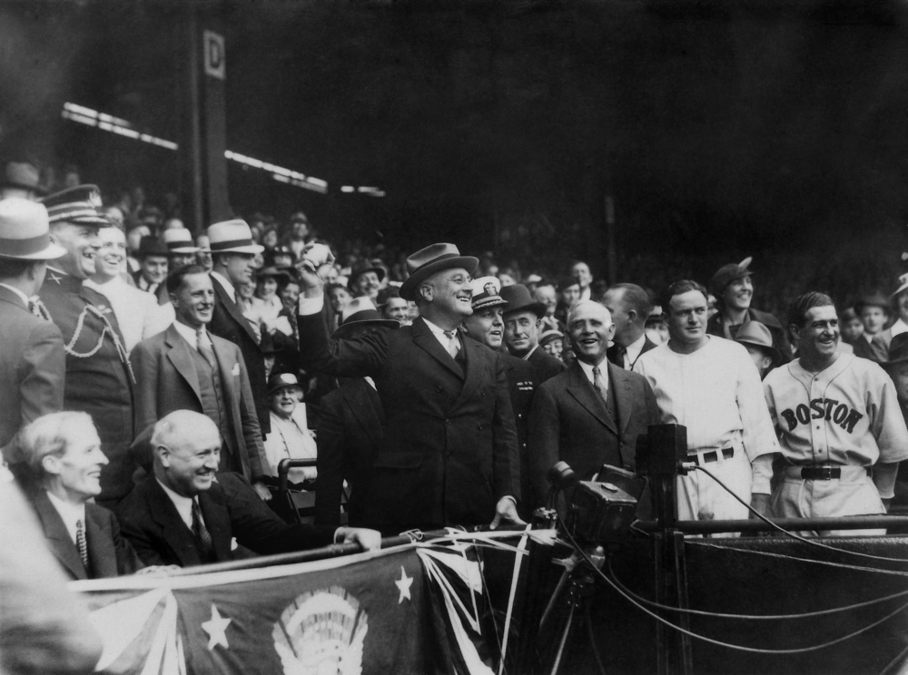 Hot Dog! Eleanor Roosevelt Throws a Picnic by Leslie Kimmelman Hot Dog! Eleanor Roosevelt Throws a Picnic by Leslie Kimmelman