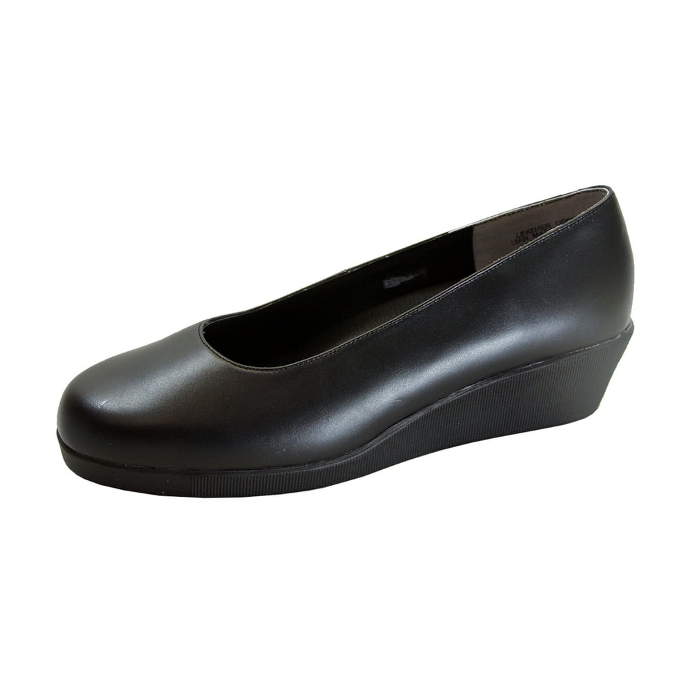 cheap women's wide width shoes