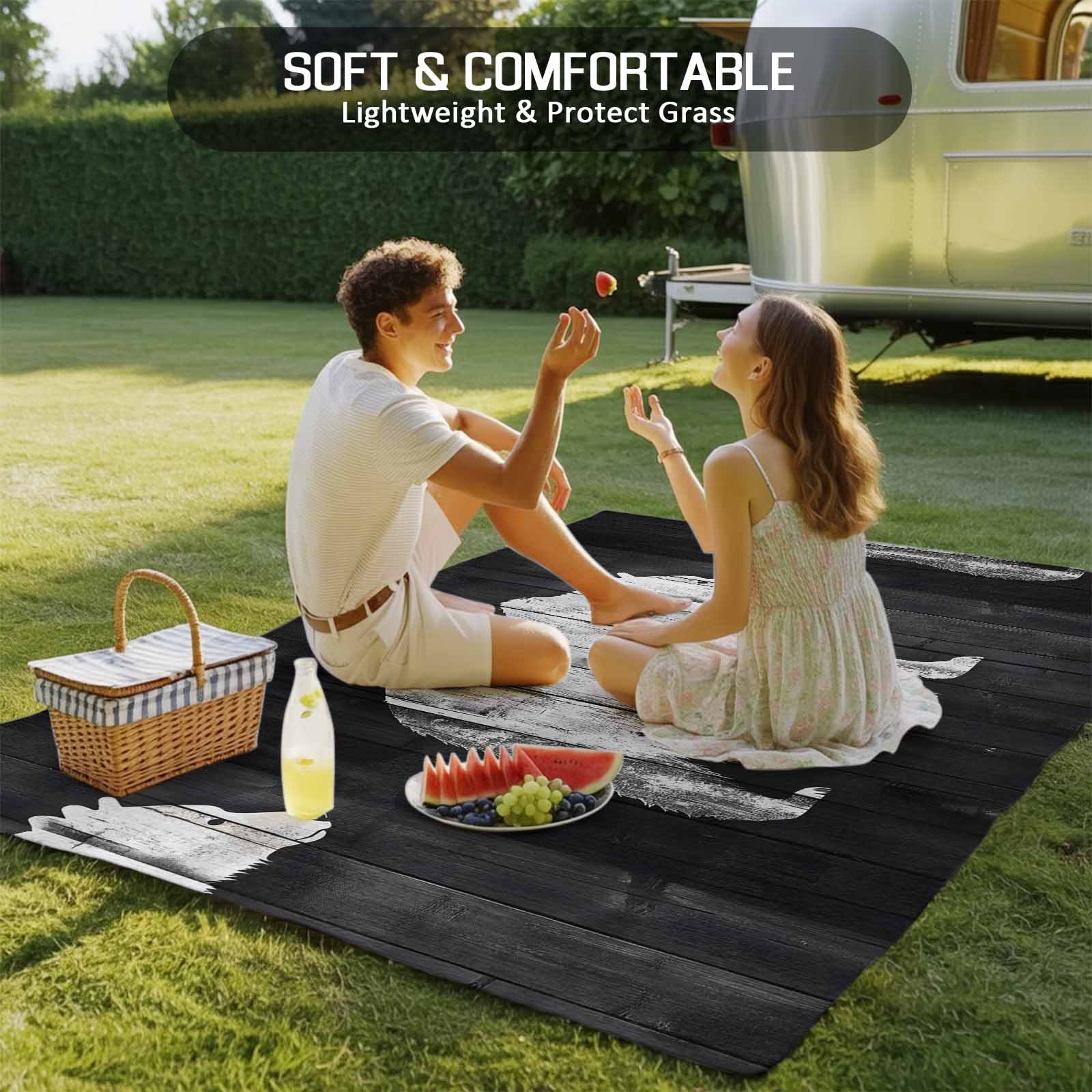 Fsddascl Black White Bear Outdoor Rug for Patio/Deck/Porch, Non-Slip Large Area Rug 4 x 6 Ft, Farmhouse Country Rustic Wooden Grain Indoor Outdoor Rugs Washable Area Rugs, Camping Rug Carpet