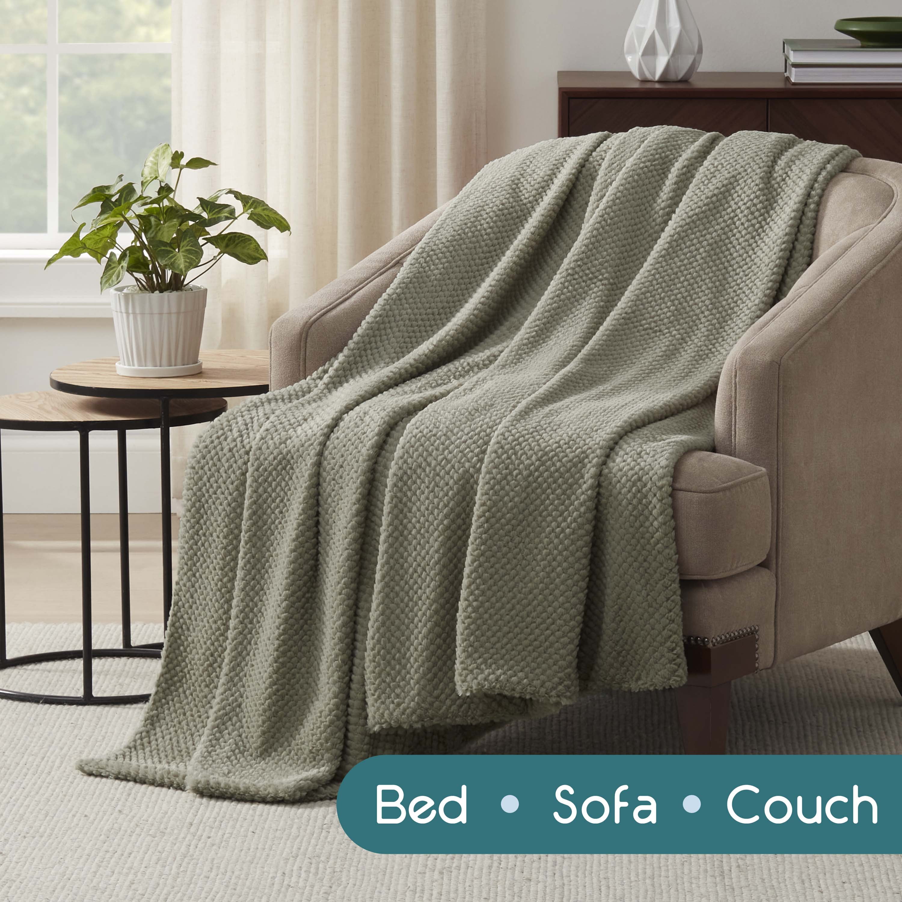 Vellux King Plush Texture Blanket | Ultra Soft Lightweight All-Season Throw | Sage