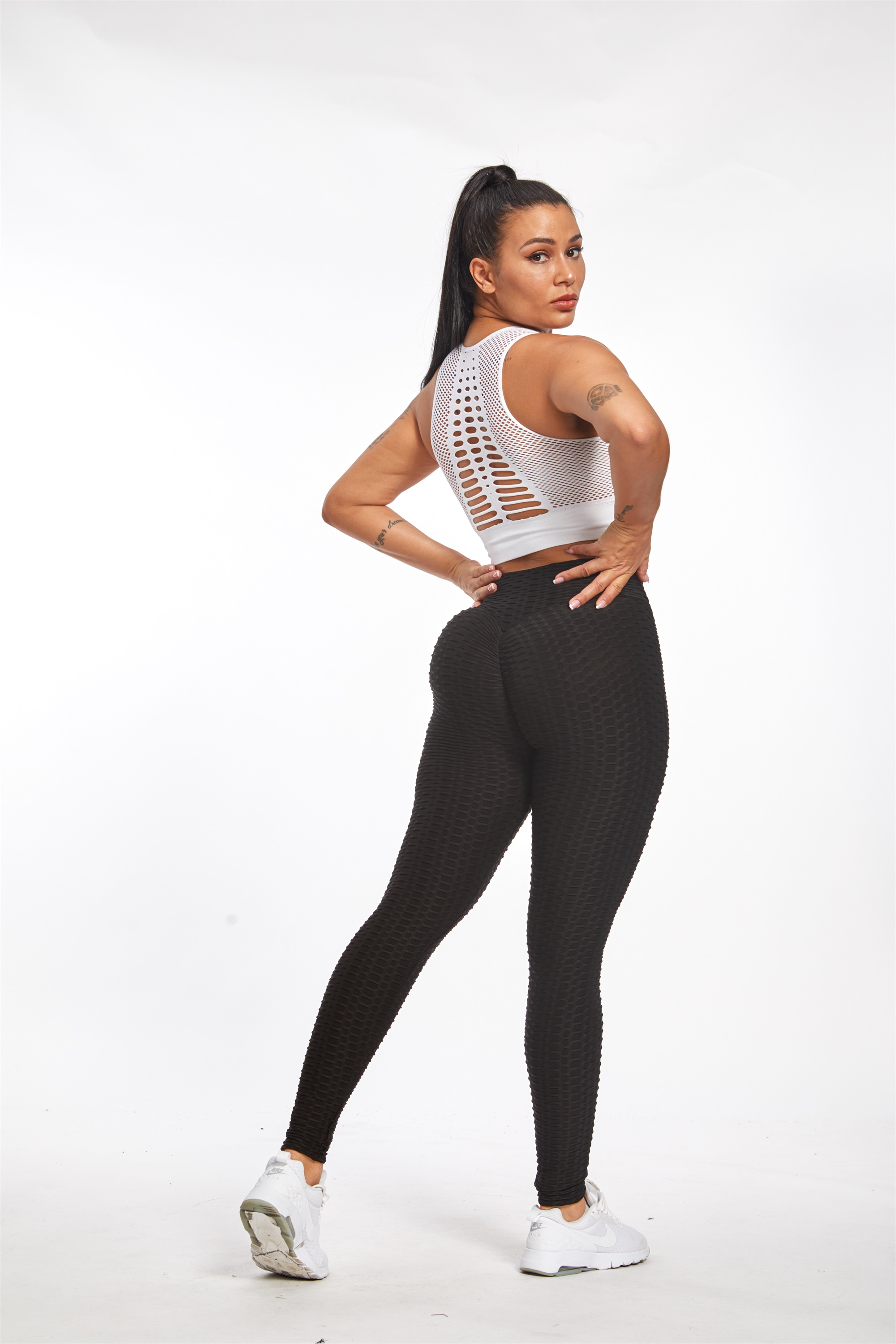 Women's Thick High Waist Yoga Exercise Stretch Stretch Pants Tummy Control Slimming Lifting Anti Cellulite Scrunch Booty Leggings Ruched Butt Textured Tights Sport Workout - image 4 of 9