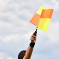 thumbnail image 3 of KAKOWELY banderas de árbitro de fútbol para partidos deportivos, banderas de juez de línea de fútbol, equipo duradero para árbitros de fútbol A, 3 of 4