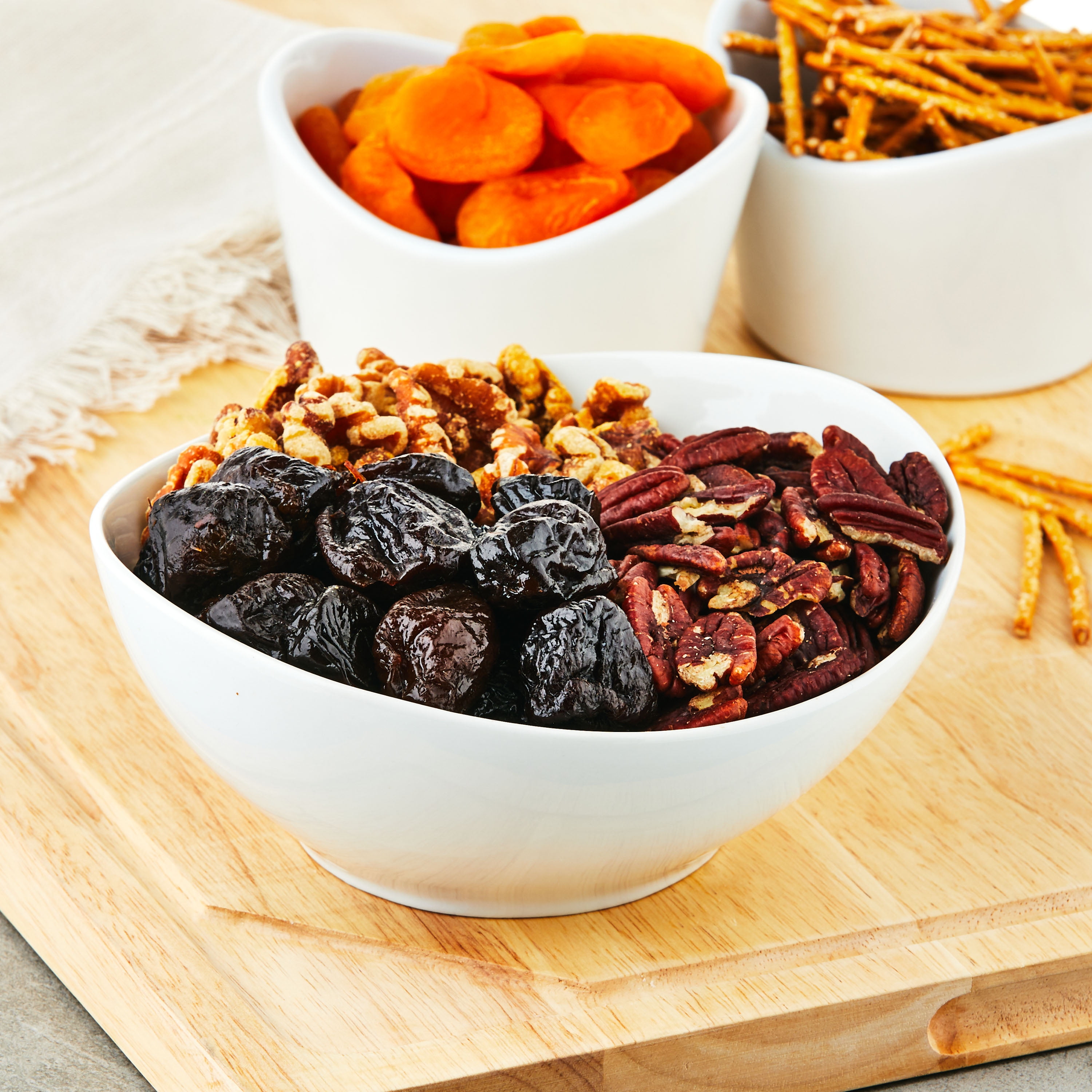 Great Value Unsweetened Pitted Prunes Canister, 16 oz