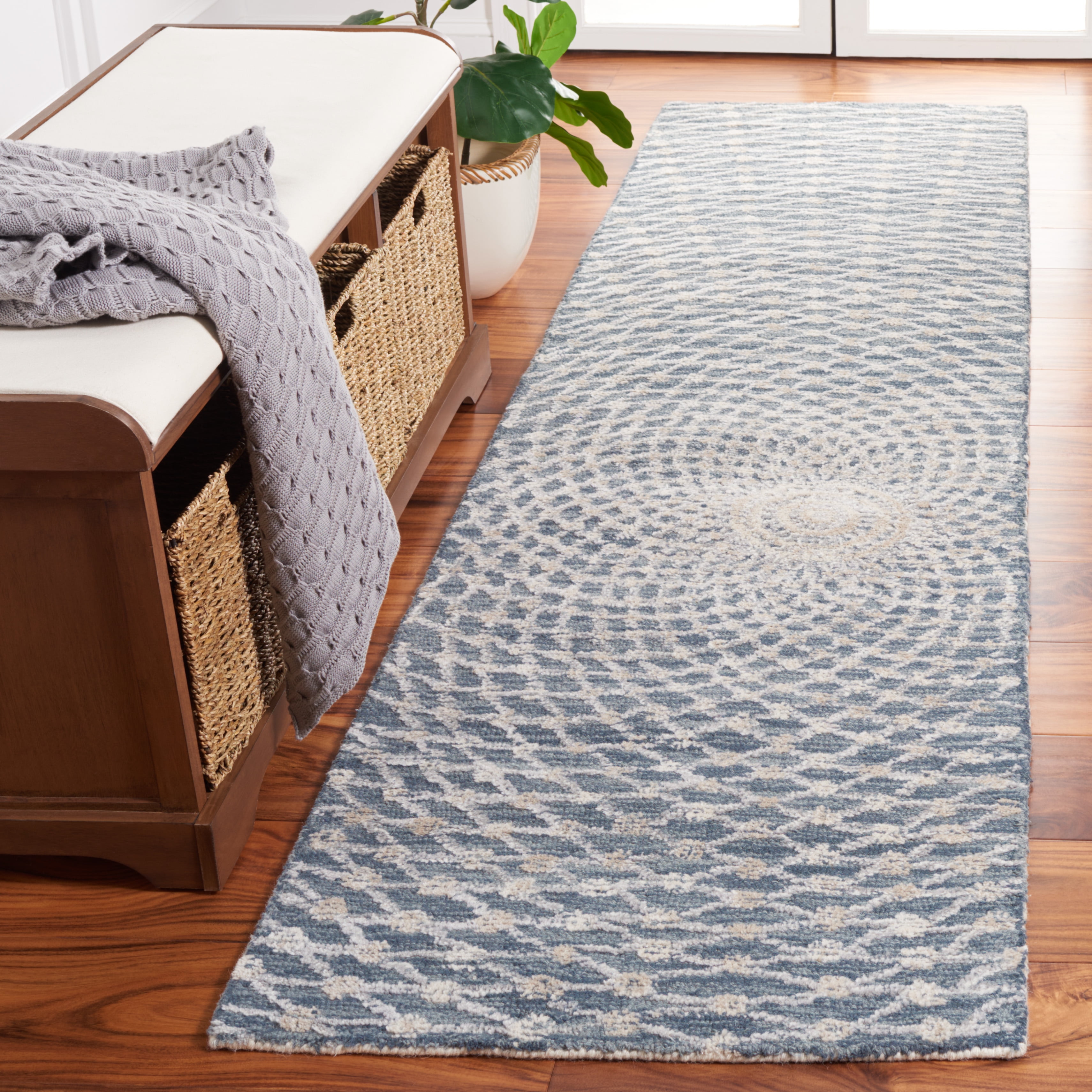 SAFAVIEH Metro Claude Geometric Runner Rug, Grey/Beige, 2'3" x 9'