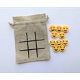 thumbnail image 2 of Set Tic Tac Toe con temática de fiesta de cumpleaños con minigomas de borrar con emojis, 2 of 3