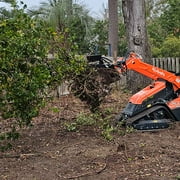 Titan Attachments Mini Skid Steer Root Grapple، بعرض 42 لتطهير الأراضي وإزالة الحطام