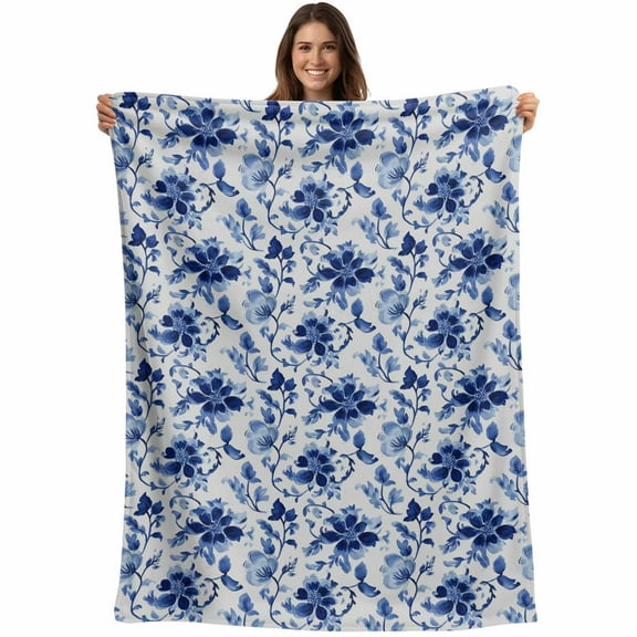 Flannel Fleece Throw Blanket Summer Blue Flower Leaves Lightweight Soft Plush Blankets,Classic Floral Seamless Cozy Warm Throw Blanket for Couch Sofa Bed Car Office All Season Use 40x50in