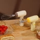 thumbnail image 1 of Batidora inalámbrica de mano Rod Gear - Batidora eléctrica portátil con accesorios de batidor de acero inoxidable 304, recargable USB, ligera para huevos, nata, salsas y rebozado, 1 of 8