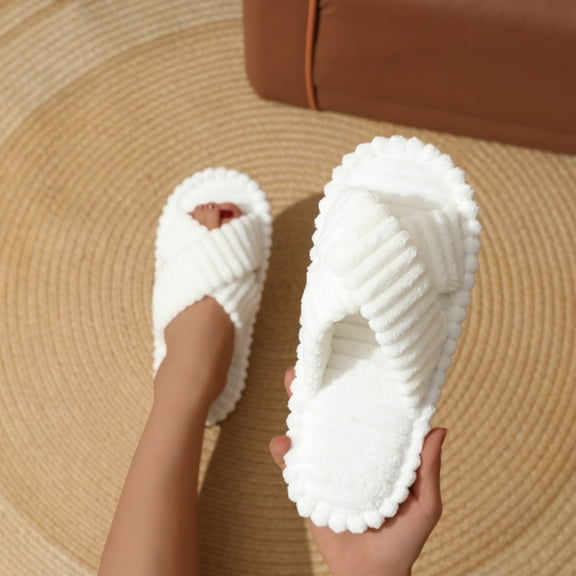 ATENAR Womens Slippers Fleece Wide Shoes Women Fuzzy House Slipper White 5.5-6