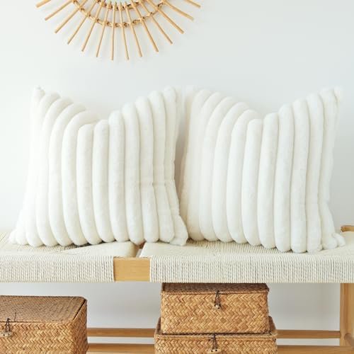 Pack of 2 Faux Fur Plush Decorative Throw Pillow Covers Couch Cushion Case Soft Pillowcases (White, 24 x 24-Inch)