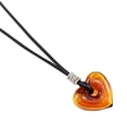 thumbnail image 2 of Difusor de perfume en forma de botella esencial con forma de corazón de cristal y colgante, 2 of 3