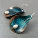 thumbnail image 2 of Pendientes vintage de hojas y perlas para mujer, 2 of 5