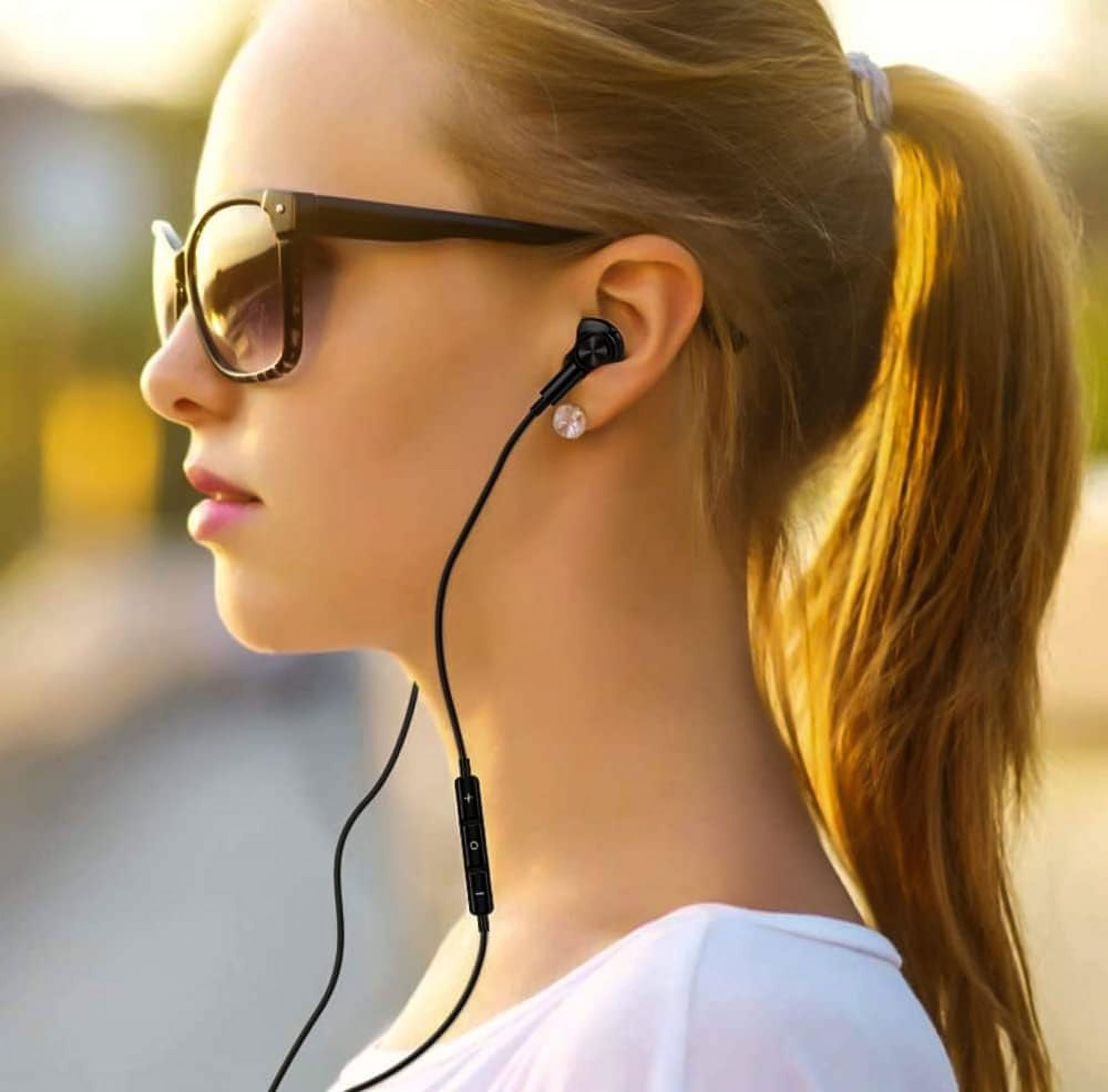 USB C Earbud Headphones, Hi-Fi Wired in-Ear Stereo Noise USB C Earbud Headphones, Hi-Fi Wired in-Ear Stereo Noise