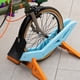 thumbnail image 1 of Soporte de estacionamiento para bicicletas Soporte de bicicleta ajustable Accesorios de ciclismo anti-Slip (azul), 1 of 9