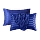 thumbnail image 1 of Juego de 2 fundas de almohada de seda satinada Ice Silk Satin para el cuidado del cabello y la piel. Funda de almohada para dormir que reduce el encrespamiento y las arrugas. Protector de almohada, 1 of 6