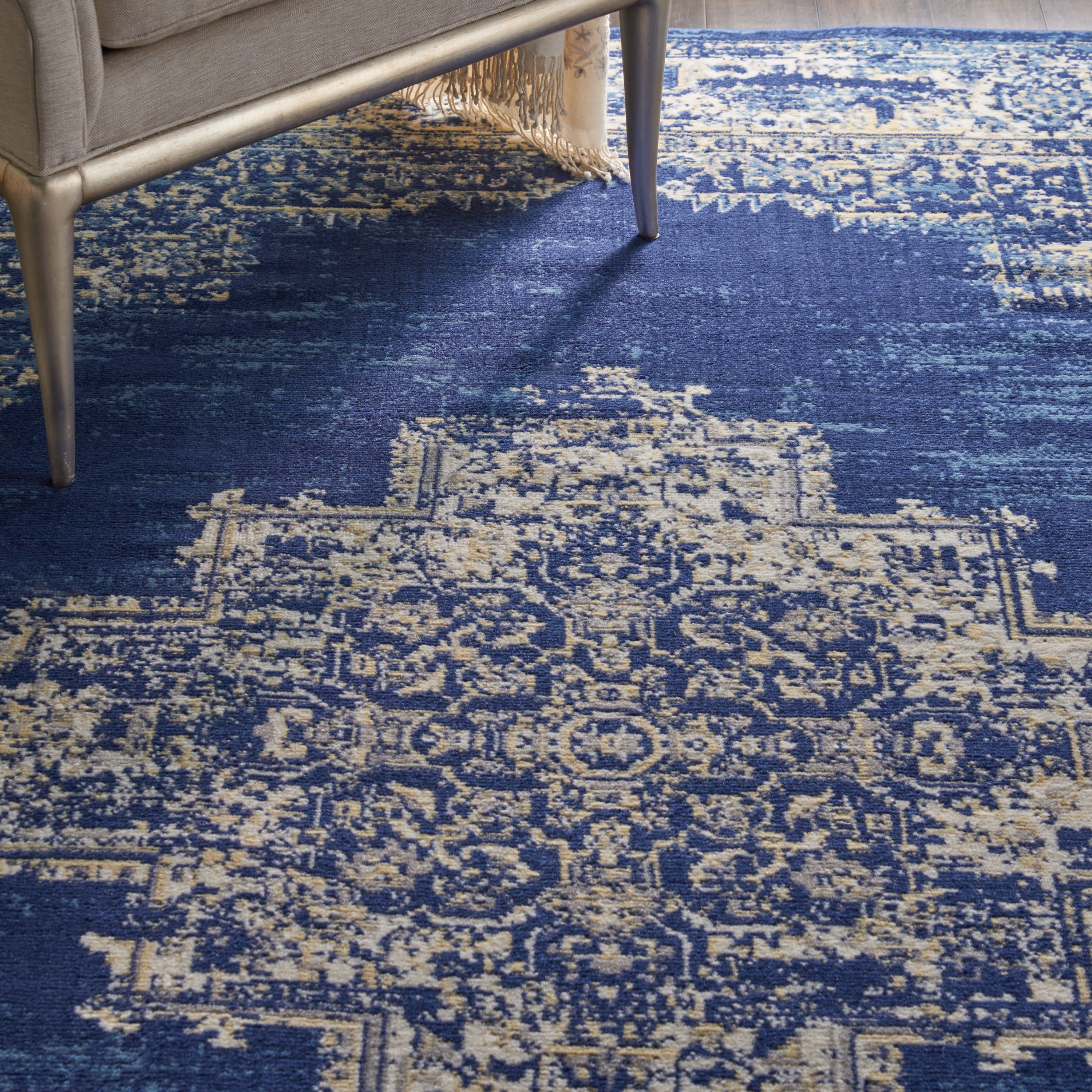 Nourison Grafix Persian Navy Blue 6' x 9' Area Rug, (6x9)