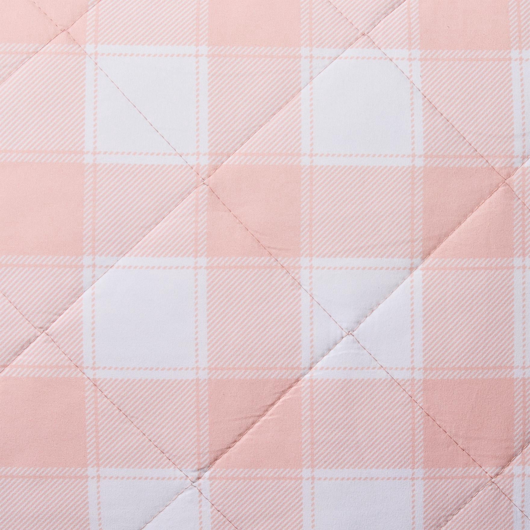 Hallmark Checkered Bliss 3-Piece Rose Scalloped Adult Quilt Set, Full/Queen