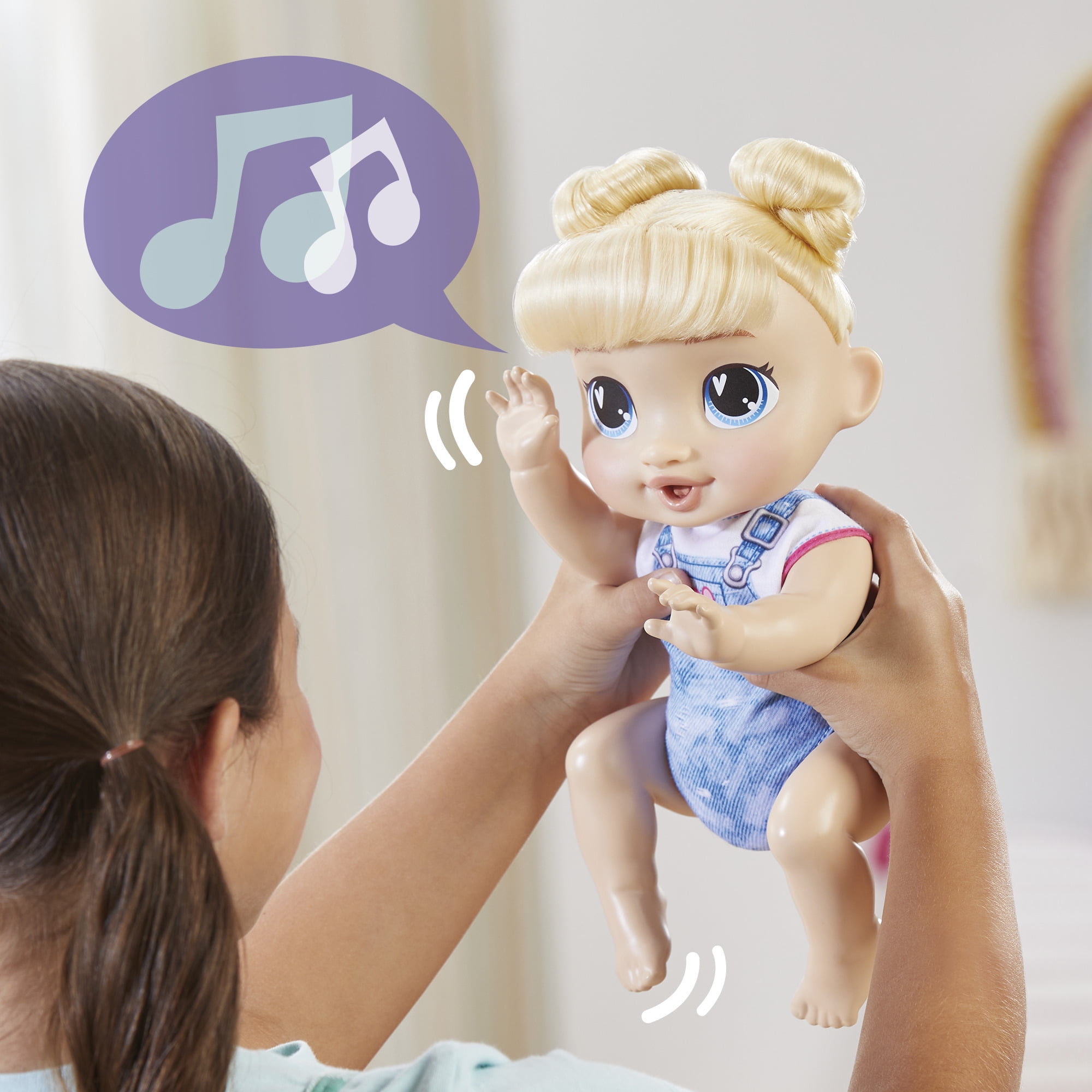 Baby Alive Crawl 'n Play Harper Hugs Doll, Blonde Hair, Electronic Kids Toys for Girls & Boys 3+
