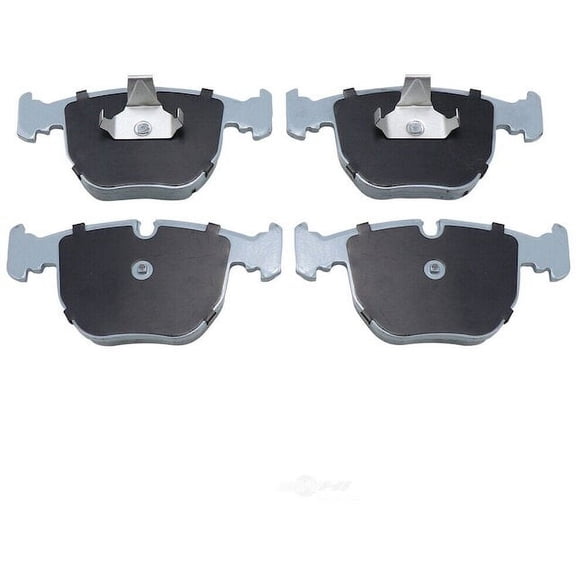 Front Brake Pad Set - Compatible with 2000 - 2006 BMW X5 - Raybestos