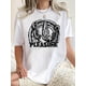 thumbnail image 1 of Camiseta informal de moda para mujer con estampado único de estilo inglés. Cuello redondo, manga corta, algodón elástico, lavable a máquina. Perfecta para verano, ropa informal y camisetas de ocio., 1 of 6