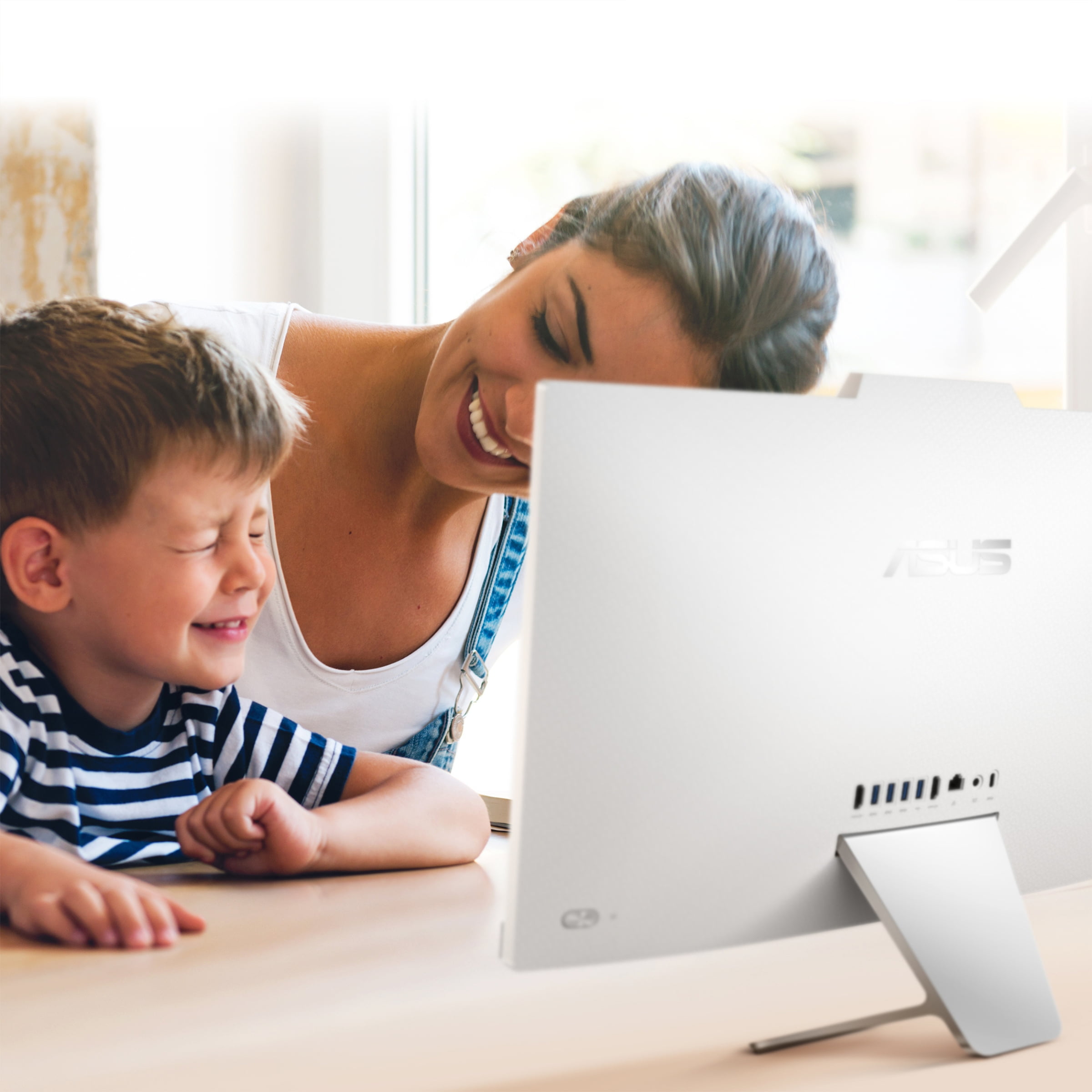 ASUS All-in-One Desktop w/ 23.8" FHD Touchscreen, Core i5, 8GB, 512GB SSD, White, A3402WBA-WS503T