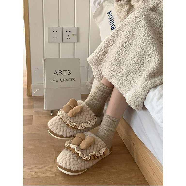 Vintage style deals fluffy slippers