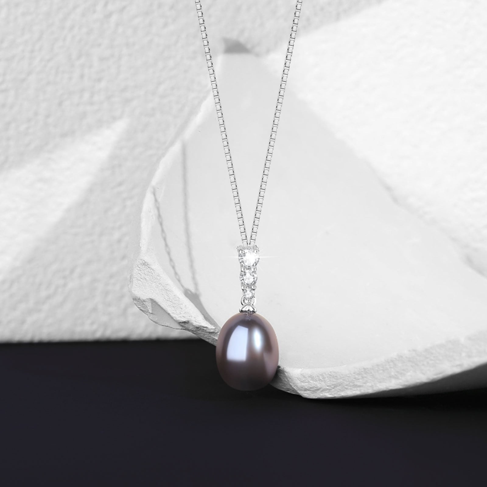 Yami 9-10mm Tahitian Black Pearl Pendant Necklace Saltwater Cultured in 925 Sterling Silver Three CZ Jewelry Gifts for Her