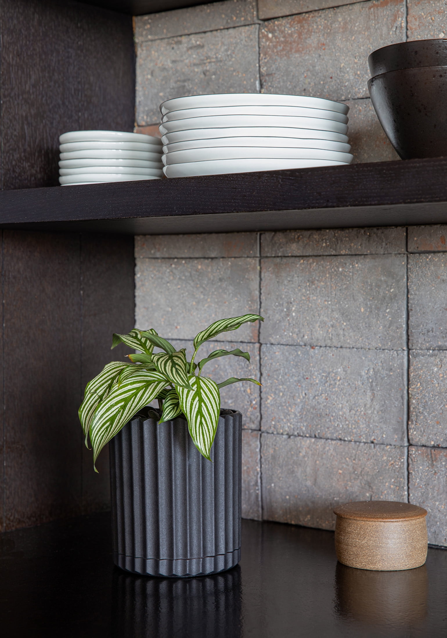 Veradek Mason Series Demi 6" Plastic-Stone Planter 2-Pack Black
