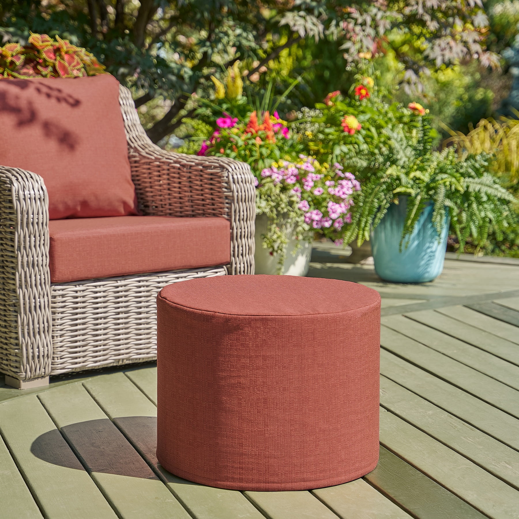 Better Homes & Gardens Round Outdoor Pouf Ottoman, 20 in x 15 in, Terracotta, 1-Piece
