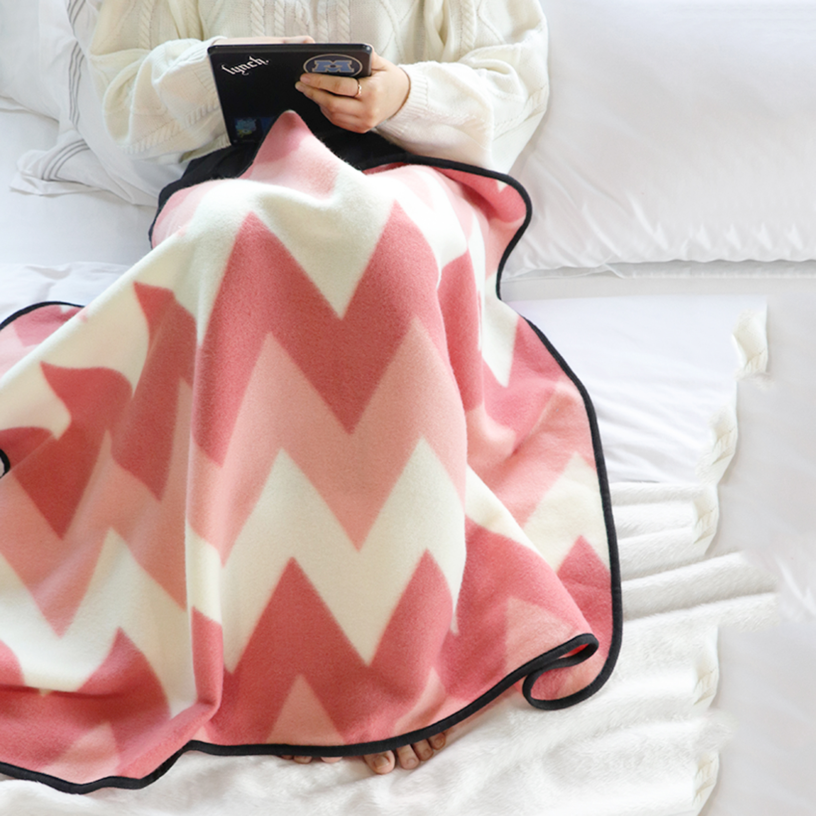Travel Light Weighted Blanket Forestfish Twin/Full Size Fleece Blanket