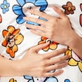 thumbnail image 4 of Funda de almohada de satén Kitsch x BT21 (Mang) para almohada king size, 4 of 9