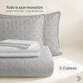 thumbnail image 2 of Dreamlab Edredón Matrimonial Ligero y Juego de Sábanas con Fundas de Almohada Decorativas (7 pzas). Set de Colcha Ligera y Sábanas para Cualquier Temporada. Hipoalergénico. Trébol, Gris Claro / Blanco, 2 of 10