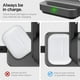 thumbnail image 2 of Soporte de Carga Inalámbrico Spigen OneTap Pro Blanco 3 en 1 MagFit 15W para iPhone y Apple Watch, 2 of 7