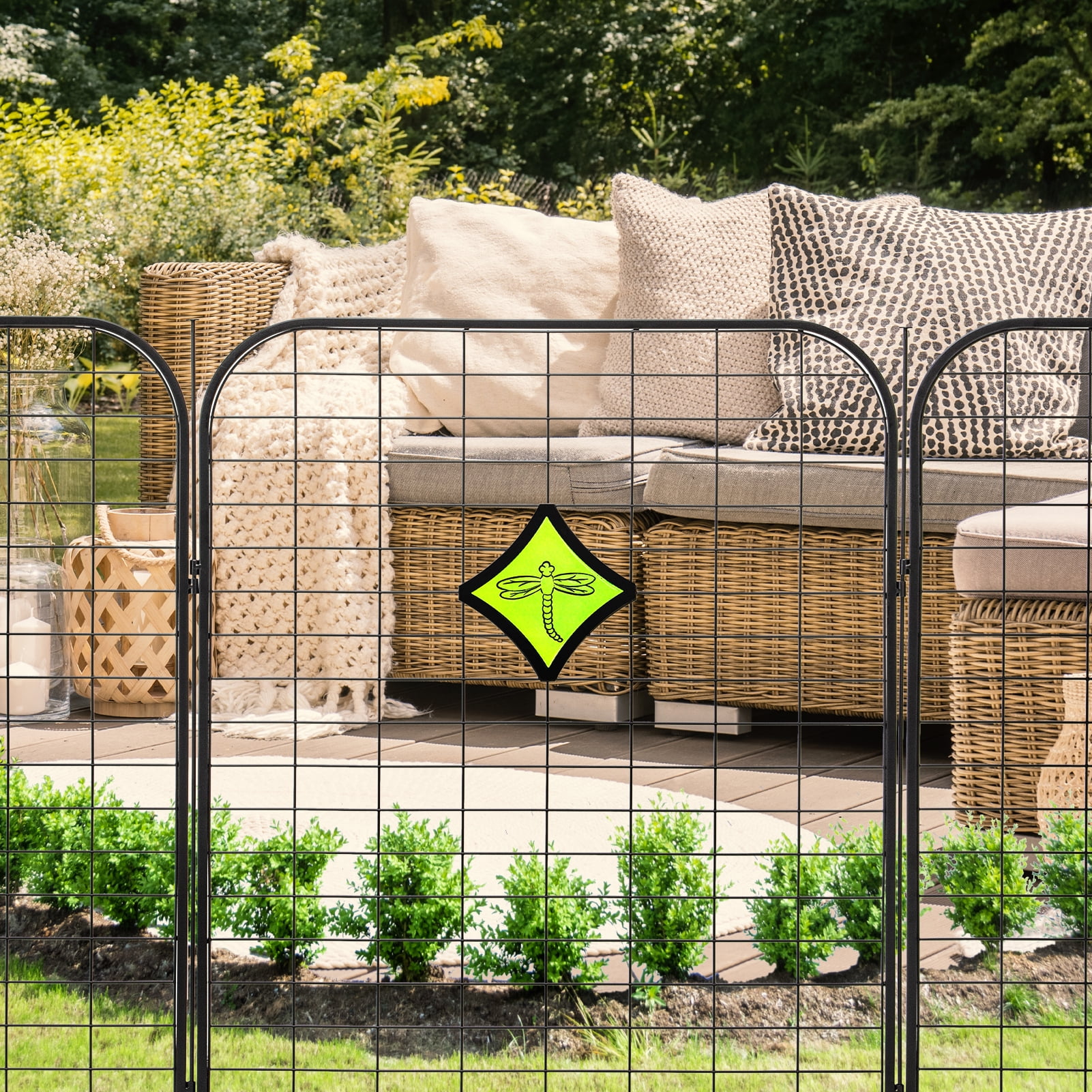 Yesurprise 8 Pack Decorative Garden Fence Outdoor 26.2”(L)X30.4”(H) Metal RustProof Wire Fence for Yard Landscape Patio Outdoor Decor Animal Barrier Garden Border Edging Flower Fence