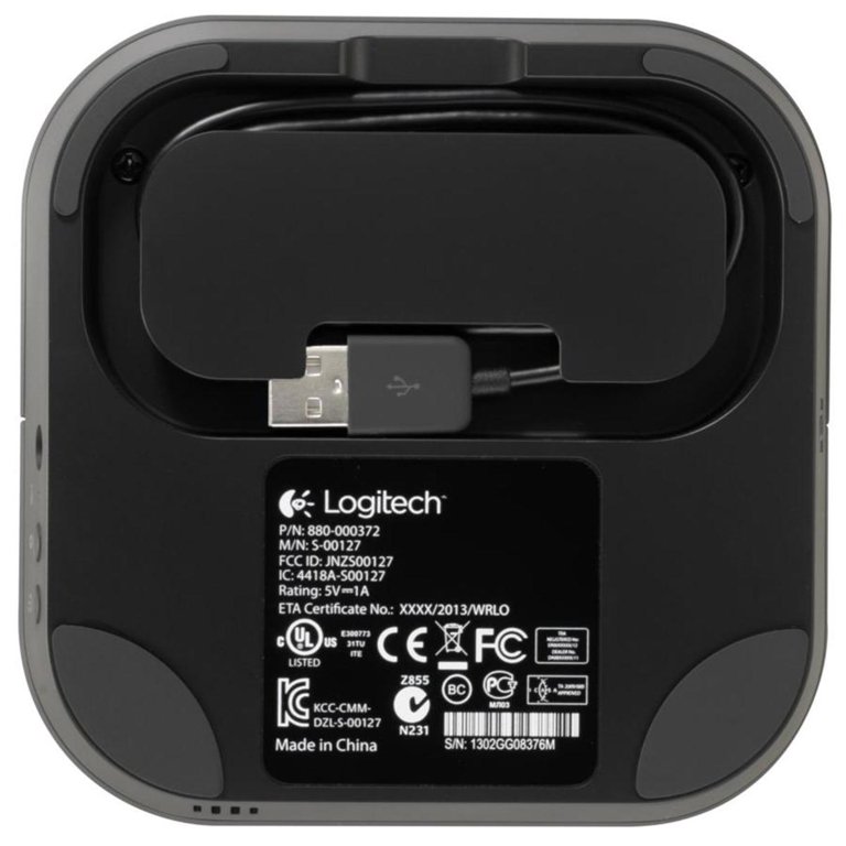 Logitech P710e Mobile Speakerphone, USB and Bluetooth Connectivity