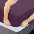 thumbnail image 3 of Sábana bajera ajustable Utopia Bedding, tamaño king, 100% poliéster, 3 of 6