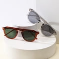 thumbnail image 3 of Lunettes de Soleil Rétro à Rivets Carrés pour Hommes Mode Vert Foncé UV400 Tendance pour Femmes Vert Foncé comme sur l'Image, 3 of 6