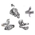 thumbnail image 1 of Anillo de hebilla de tejido ajustable de 4 piezas, accesorio de tejido, anillo de metal con forma de pavo real para dedo abierto, guía de hilo de 2 tamaños, anillo para dedo, dedal para tejer, 1 of 5